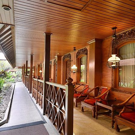 Zen Rooms Jogja Cendrawasih Pakualaman ภายนอก รูปภาพ